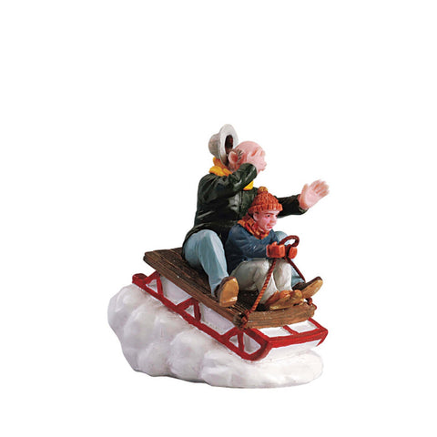 Luge avec grand-papa - Village Lemax